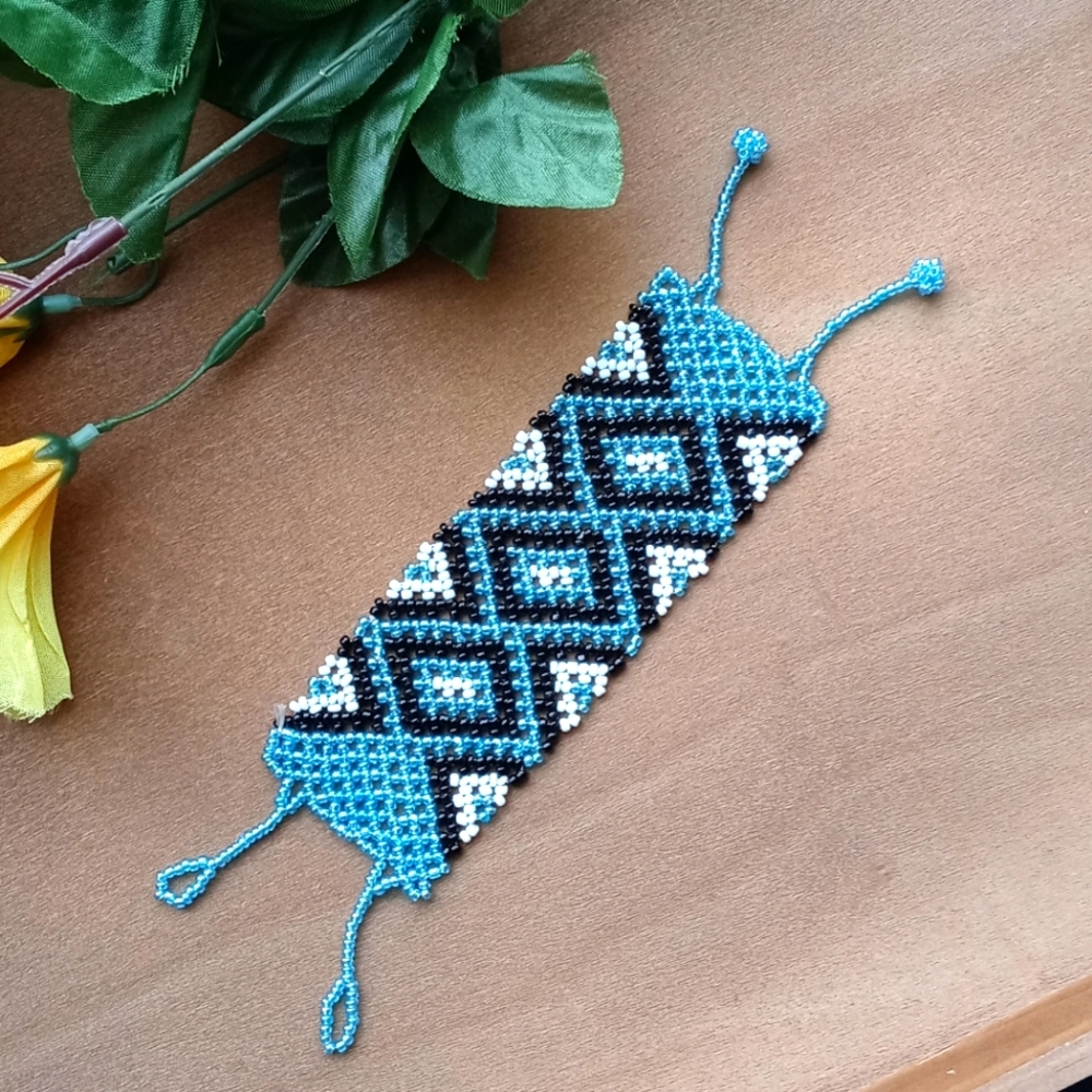 1PC Beautiful African Maasai Beaded Bracelet